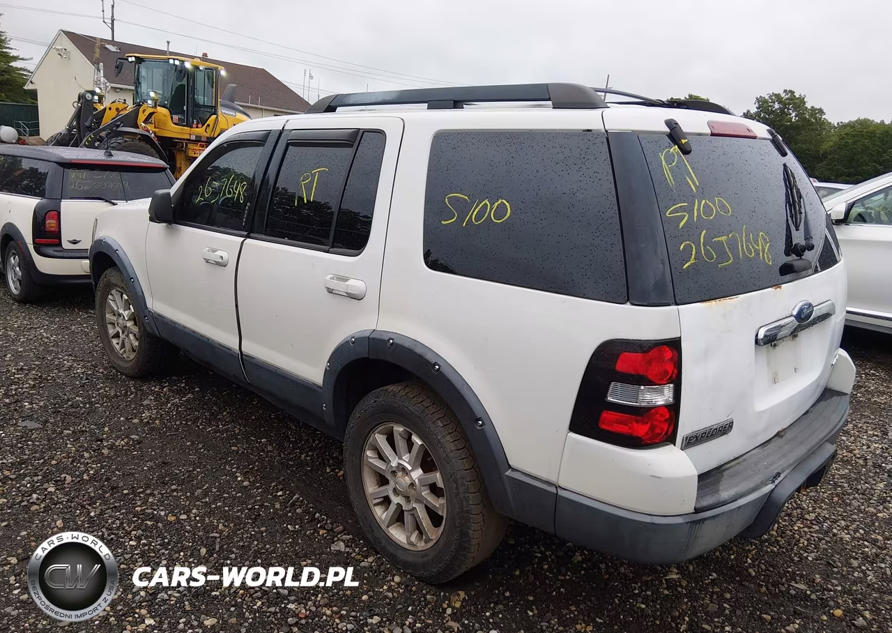 2008 Ford Explorer Xlt VIN:1FMEU73E18UB06161 - 3