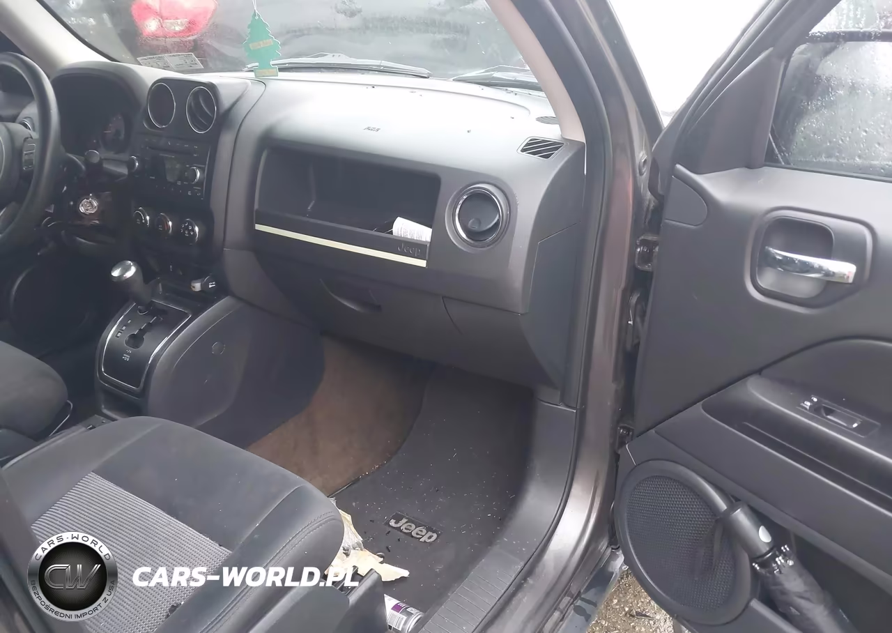 2015 Jeep Patriot Sport VIN:1C4NJPBB7FD318967 - 5