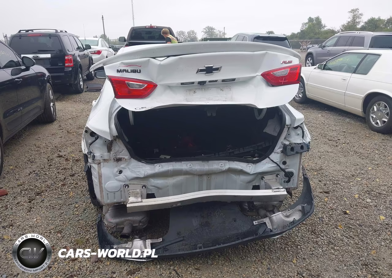 2021 Chevrolet Malibu Rs VIN:1G1ZG5ST8MF063592 - 17