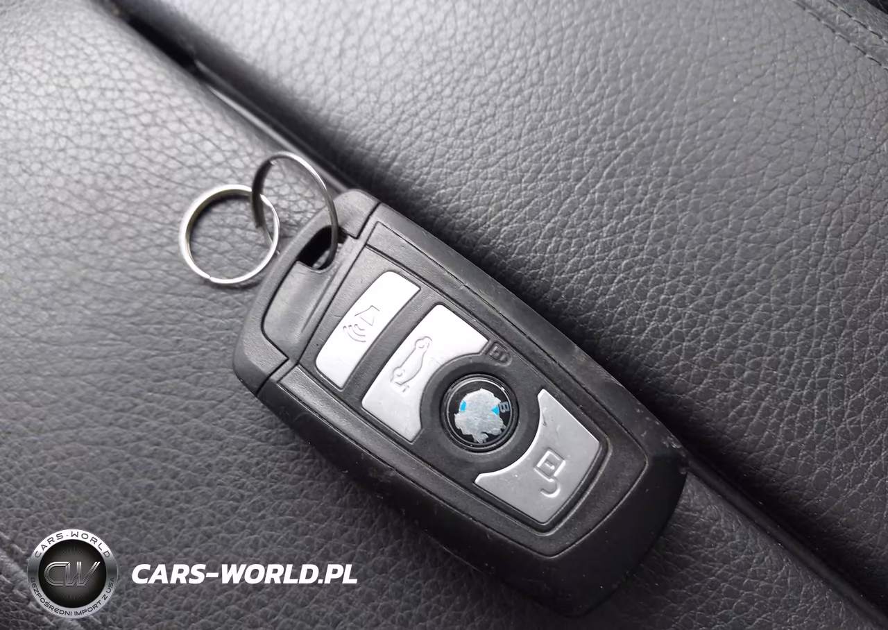 2012 BMW 528I xDrive VIN:WBAXH5C52CDW11766 - 11