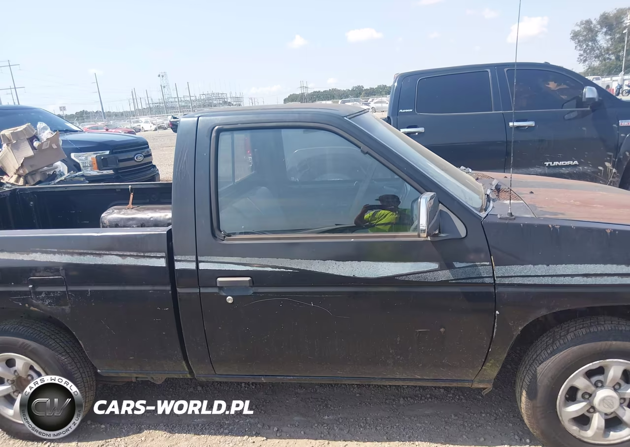 1996 Nissan Truck Xe VIN:1N6SD11S6TC320233 - 13