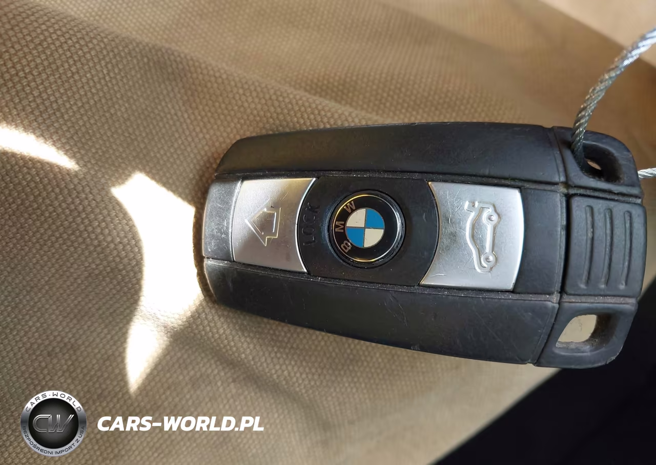 2011 BMW 335I VIN:WBAPM5C5XBF182097 - 11