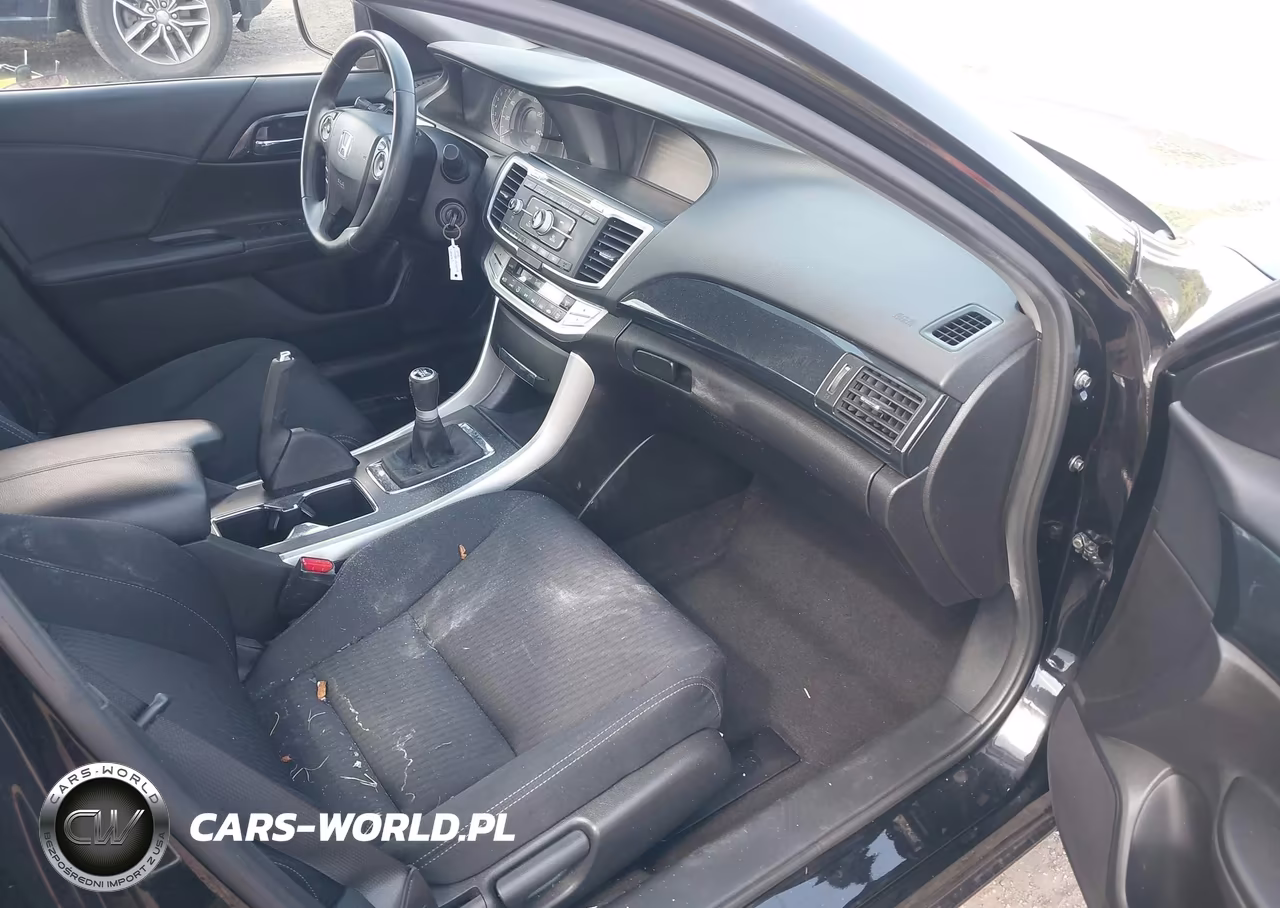 2015 Honda Accord Sport VIN:1HGCR2E5XFA249137 - 5