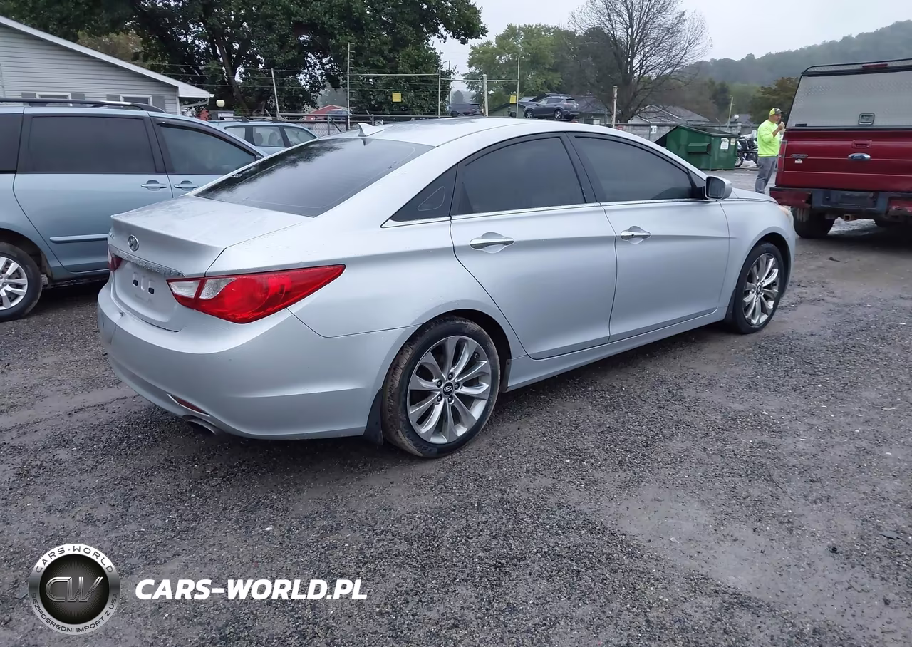 2012 Hyundai Sonata Se VIN:5NPEC4AC8CH311695 - 4