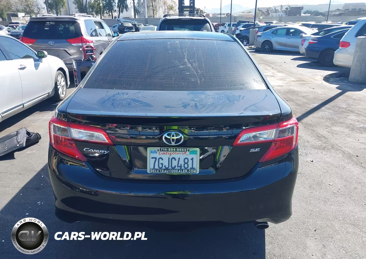 2014 Toyota Camry Se VIN:4T1BF1FK0EU851216 - 17