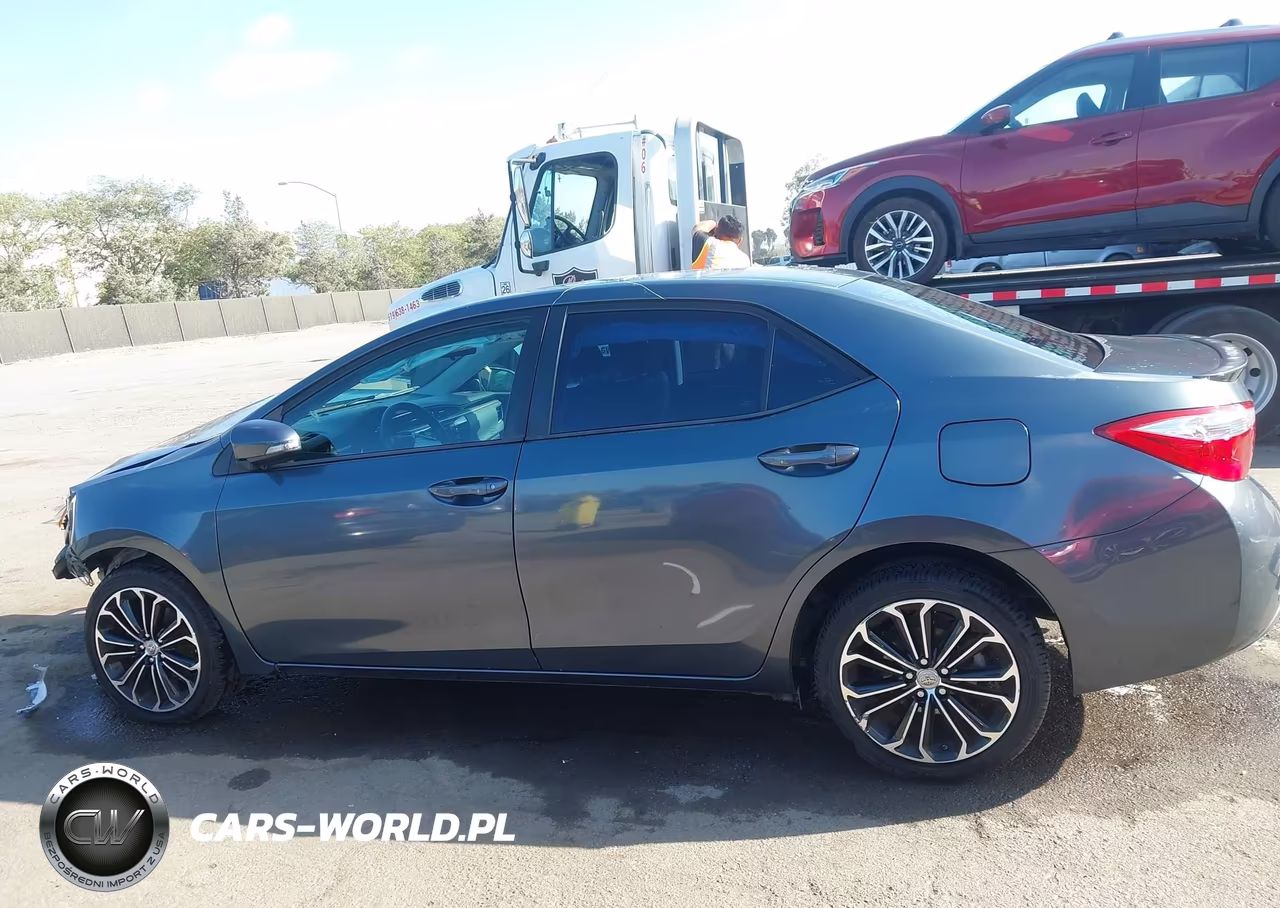 2015 Toyota Corolla S Plus VIN:5YFBURHE6FP335134 - 15