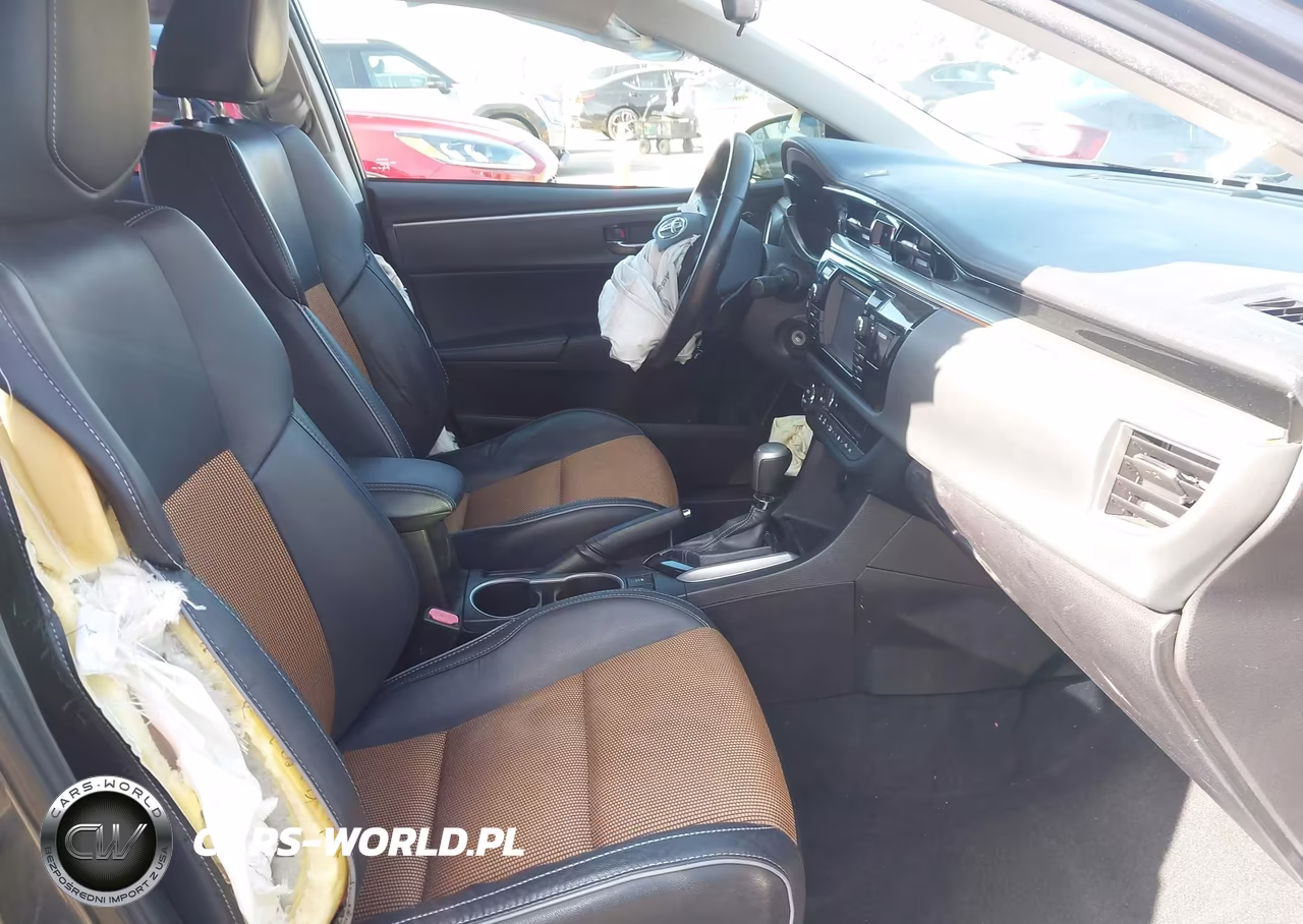2015 Toyota Corolla S Plus VIN:5YFBURHE6FP335134 - 5