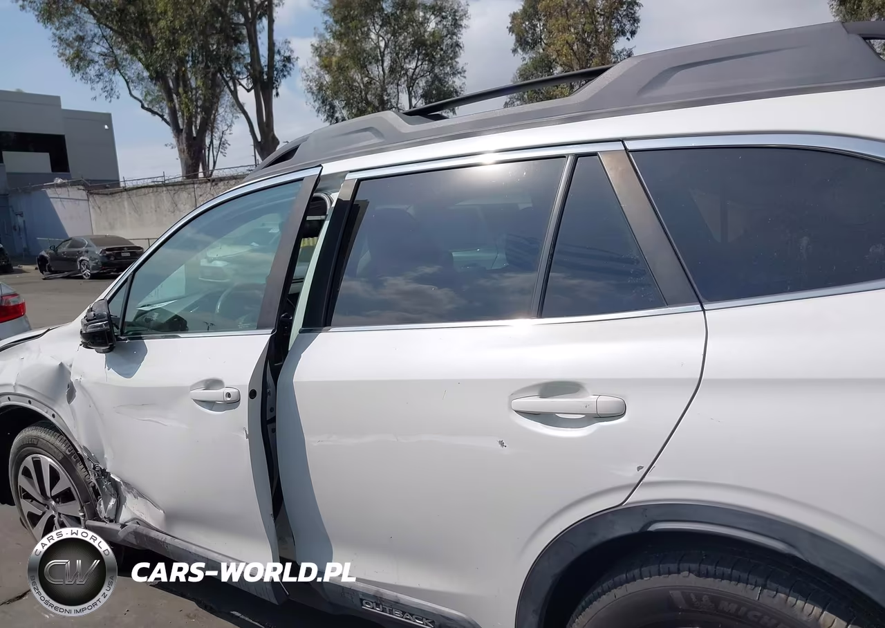 2020 Subaru Outback Premium VIN:4S4BTACC3L3174817 - 14