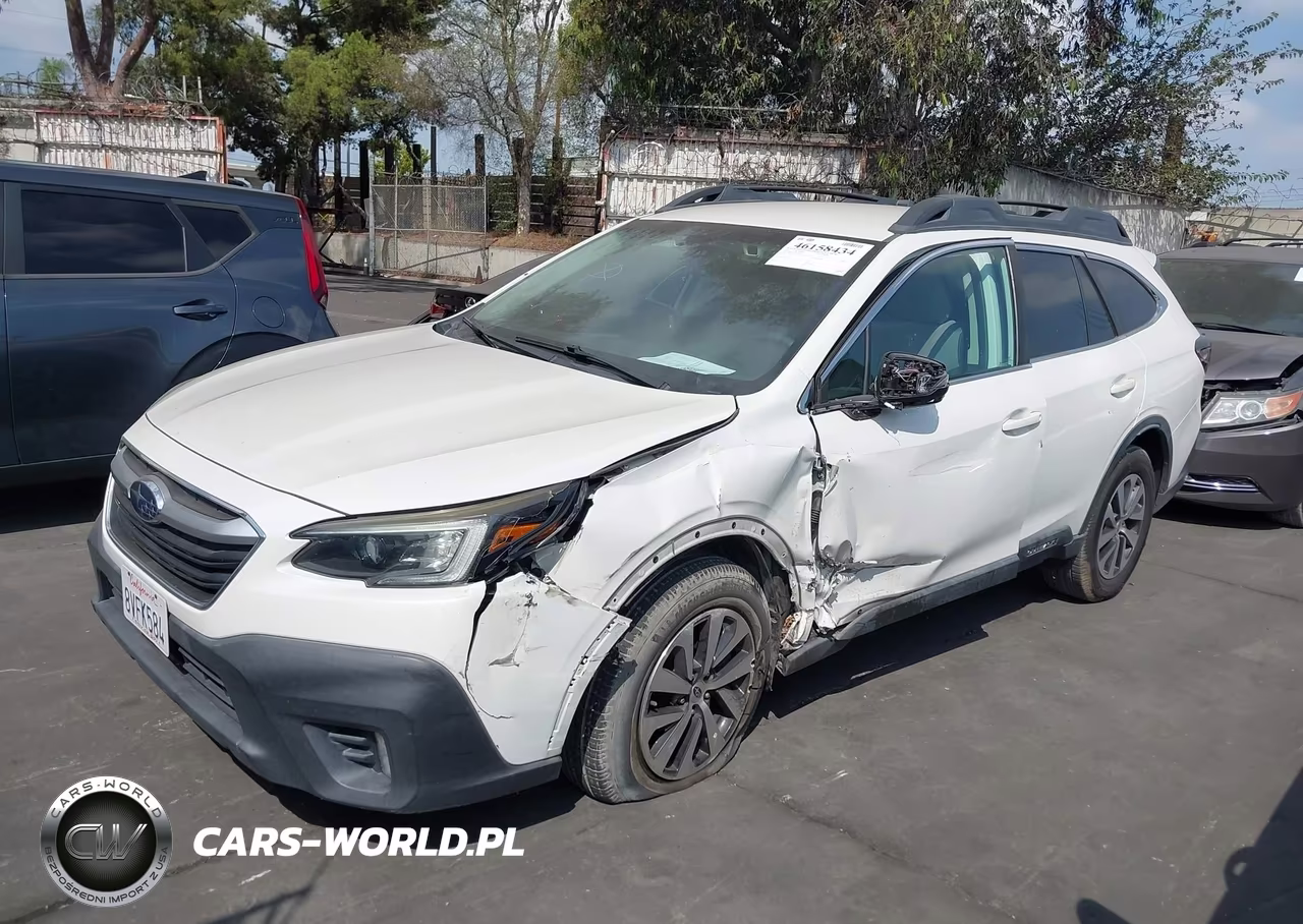 2020 Subaru Outback Premium VIN:4S4BTACC3L3174817 - 2
