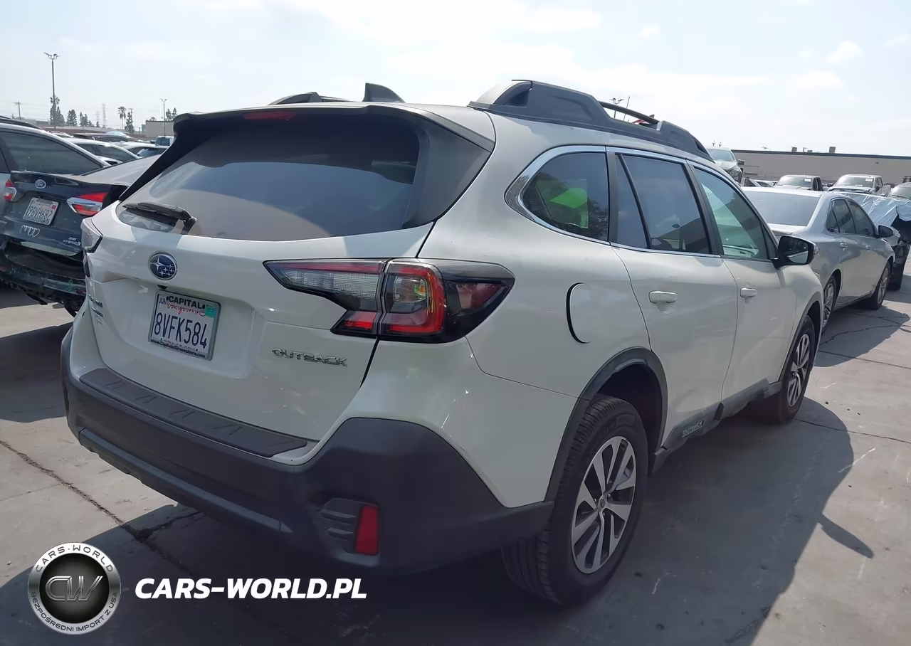 2020 Subaru Outback Premium VIN:4S4BTACC3L3174817 - 4
