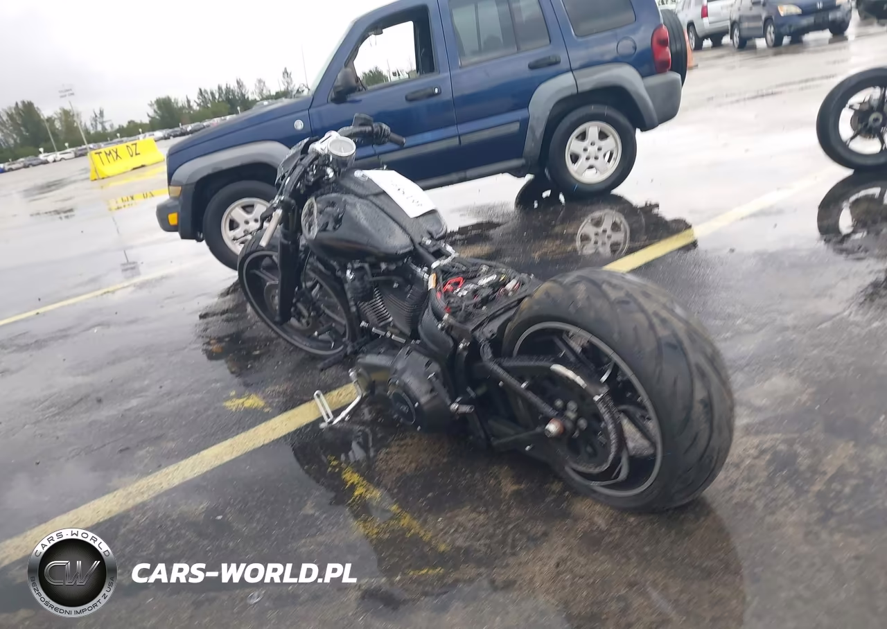 2013 Harley-Davidson Fxsb Breakout VIN:1HD1BFV26DB053452 - 3