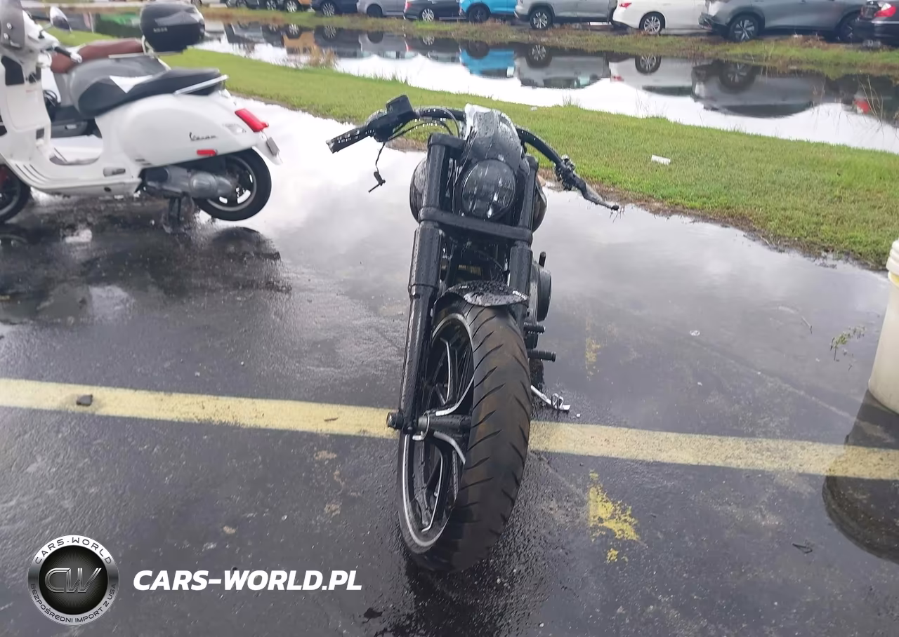 2013 Harley-Davidson Fxsb Breakout VIN:1HD1BFV26DB053452 - 5