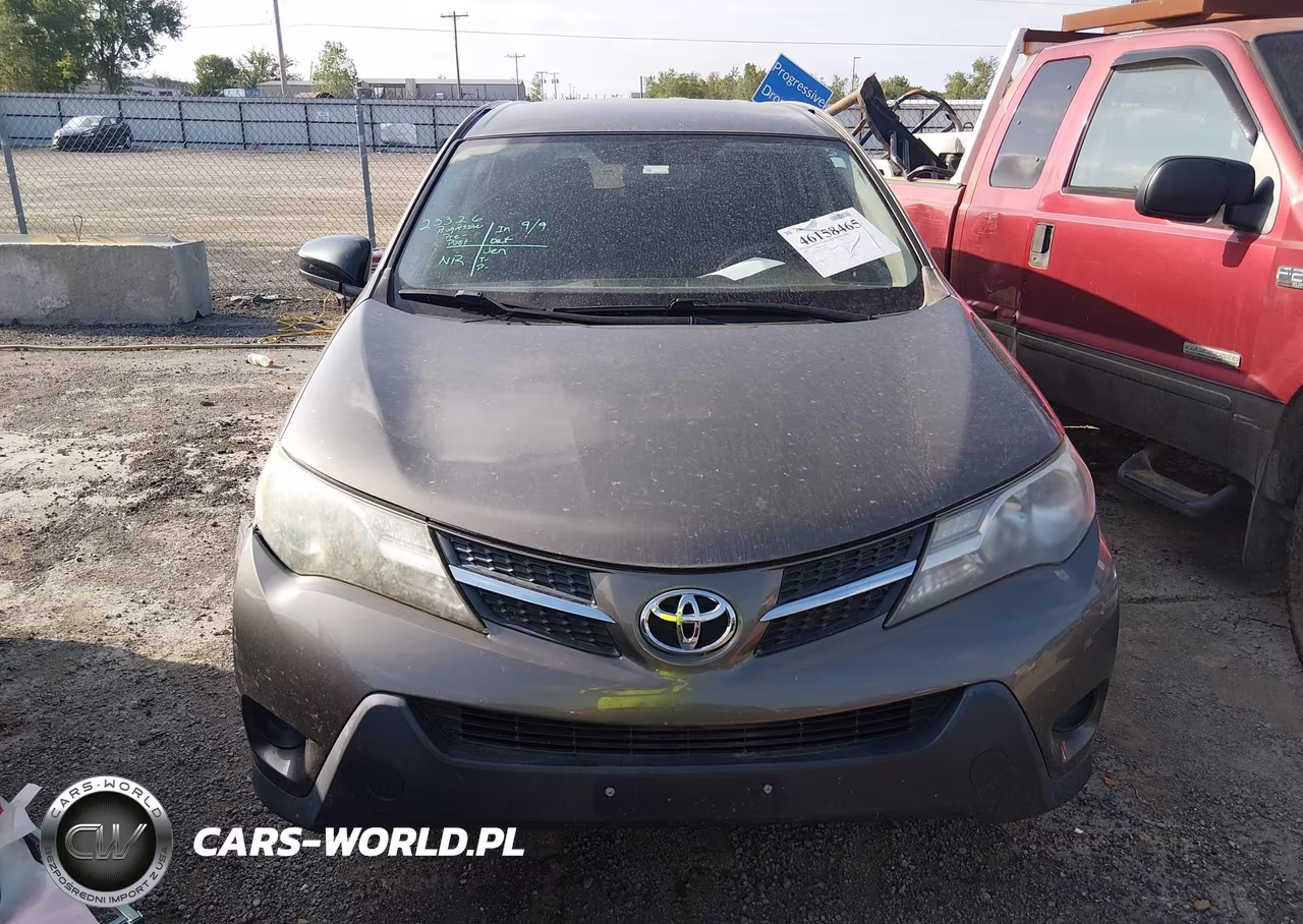 2015 Toyota Rav4 Le VIN:JTMZFREV9FD050704 - 12
