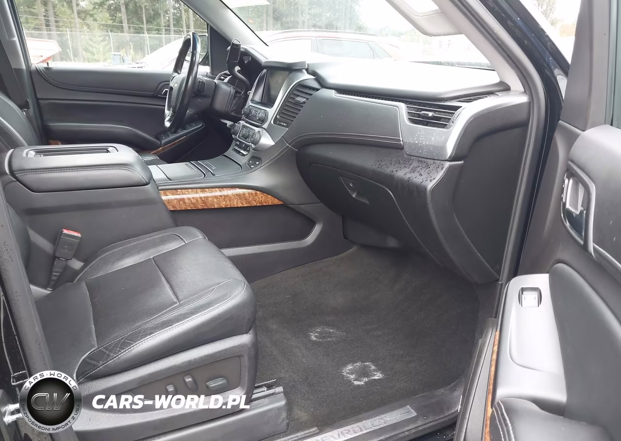 2016 Chevrolet Suburban Ltz VIN:1GNSKJKC1GR295011 - 17