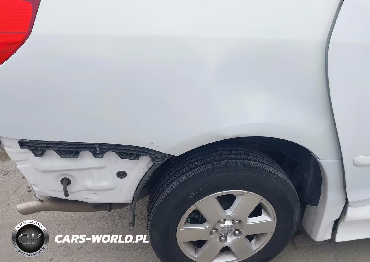 2010 Toyota Sienna Le VIN:5TDKK4CCXAS309263 - 14