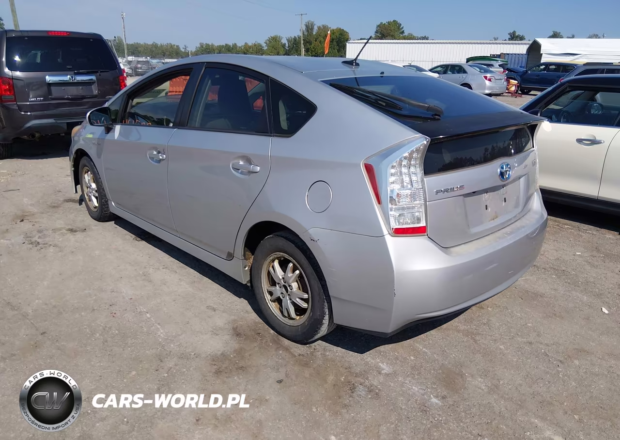2011 Toyota Prius Three VIN:JTDKN3DU1B0273802 - 3