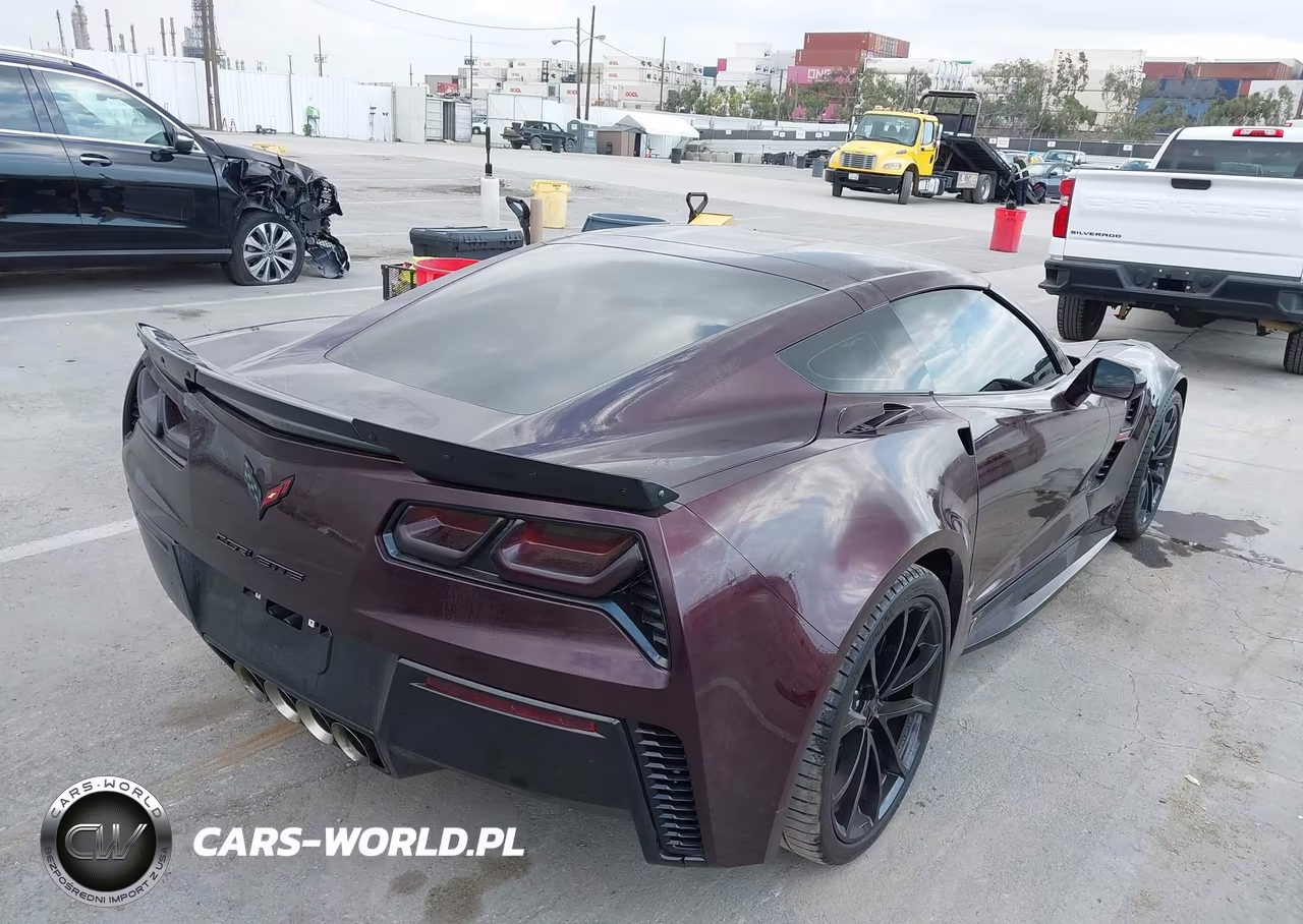 2017 Chevrolet Corvette Grand Sport VIN:1G1YV2D77H5110297 - 4