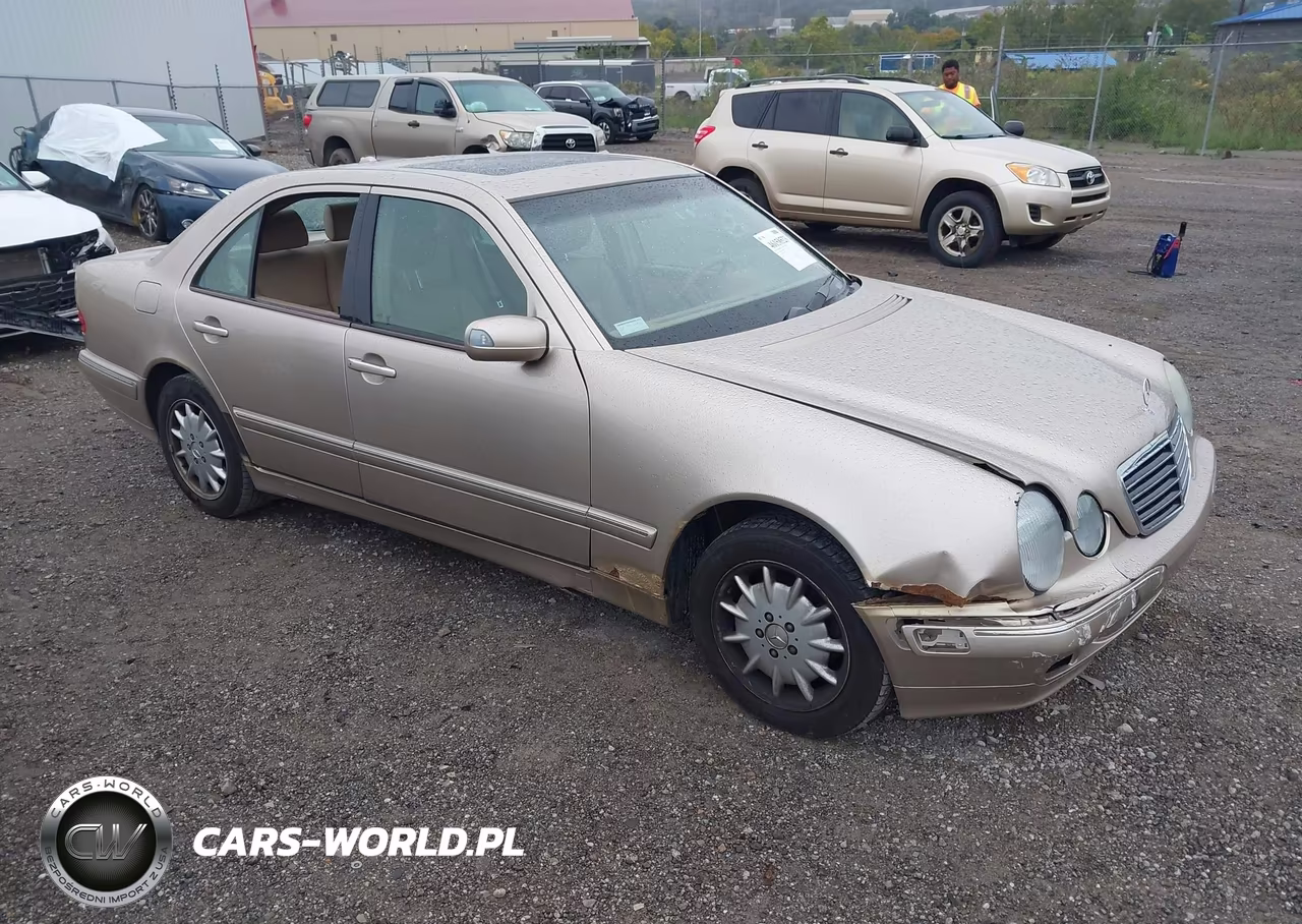 2000 Mercedes-Benz E 320 4M