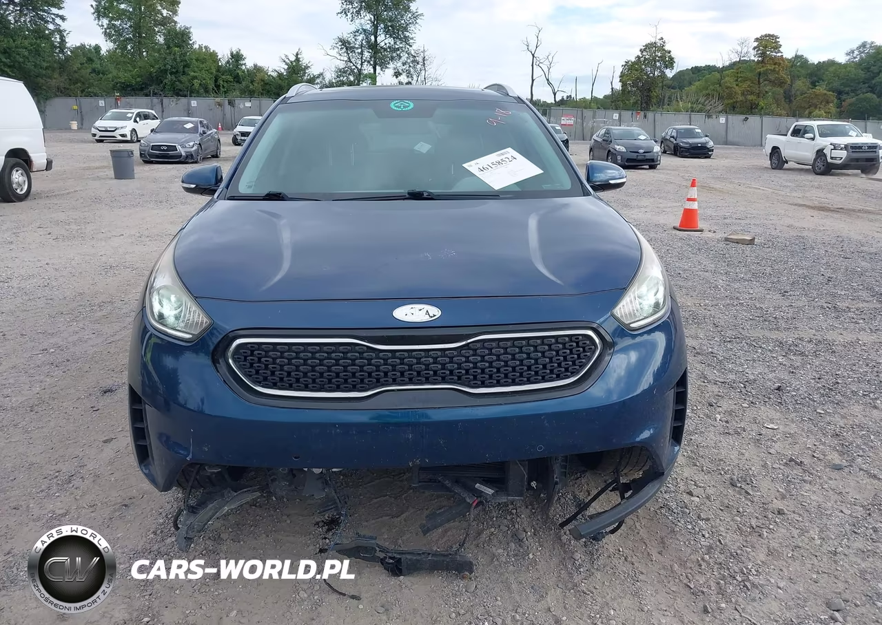2017 Kia Niro Touring VIN:KNDCE3LC4H5059282 - 12