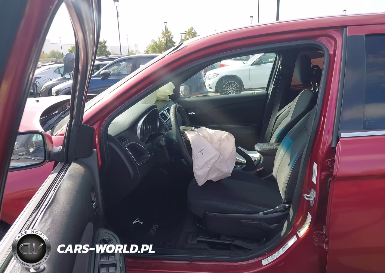 2014 Chrysler 200 Lx VIN:1C3CCBABXEN212080 - 5