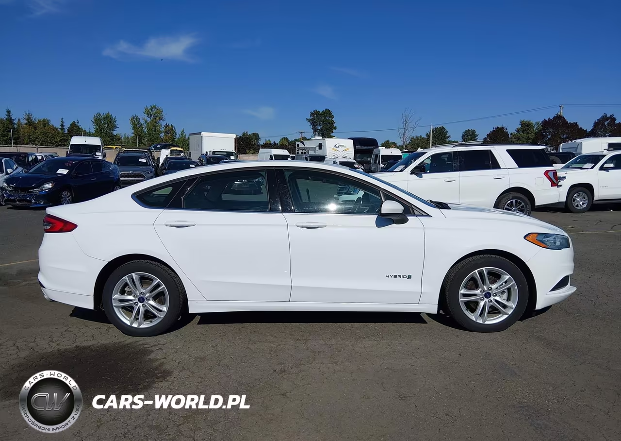 2018 Ford Fusion Hybrid S VIN:3FA6P0UU3JR261665 - 13