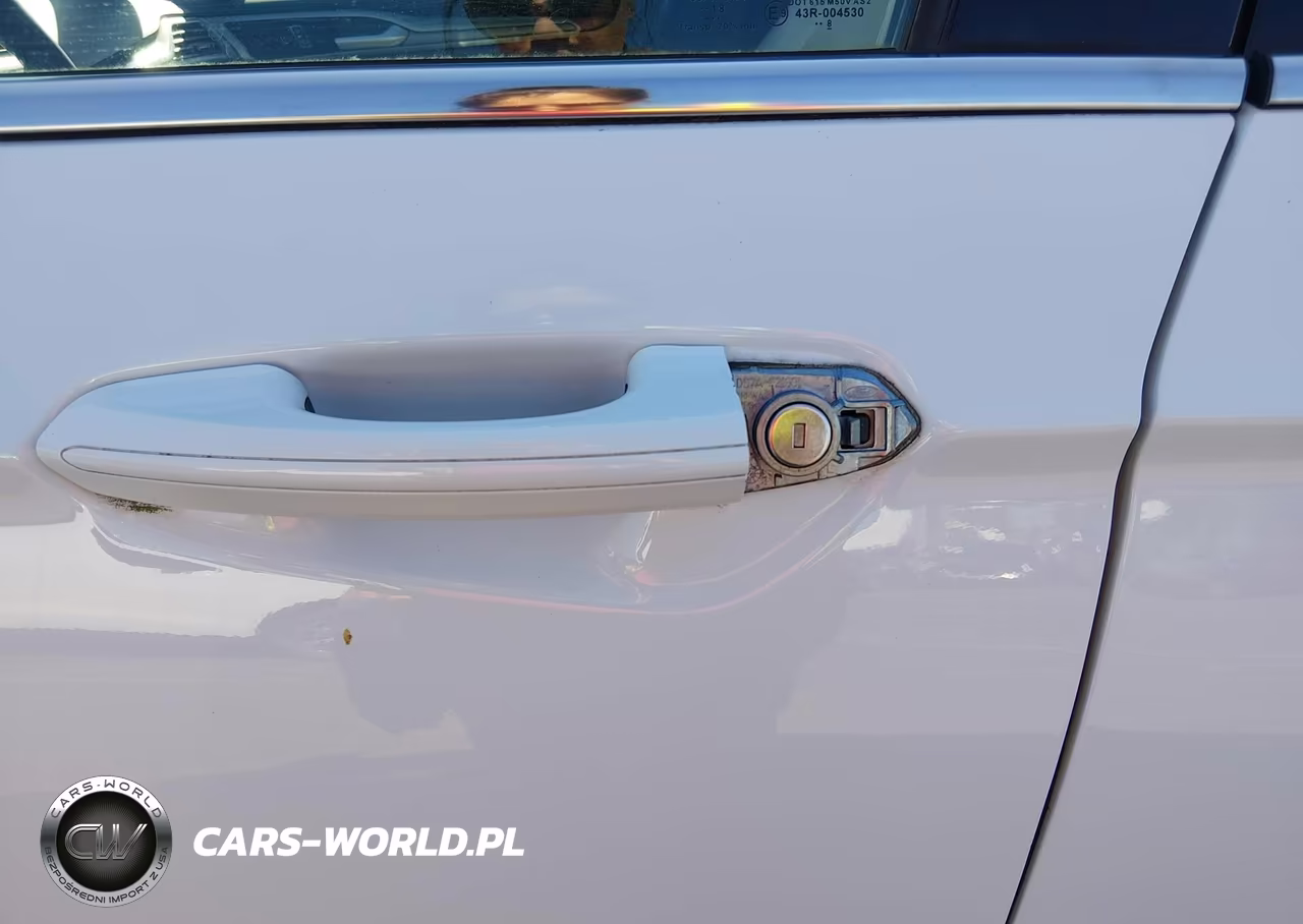 2018 Ford Fusion Hybrid S VIN:3FA6P0UU3JR261665 - 6