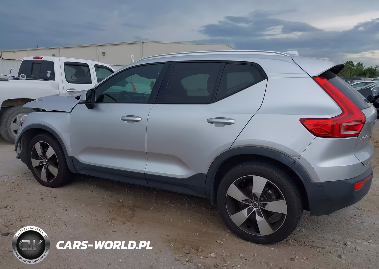 2019 Volvo Xc40 T5 Momentum VIN:YV4162UK5K2074089 - 14