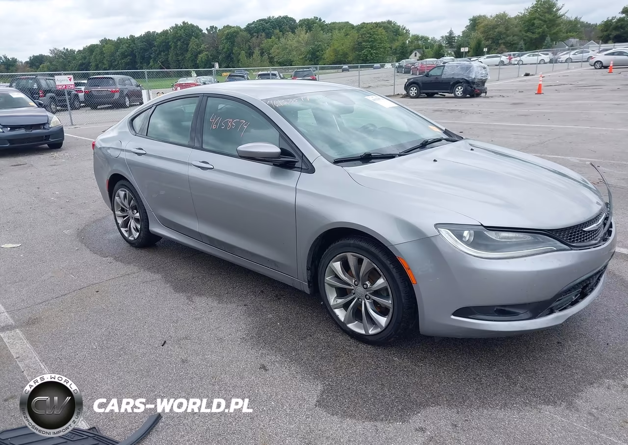 2015 Chrysler 200 S