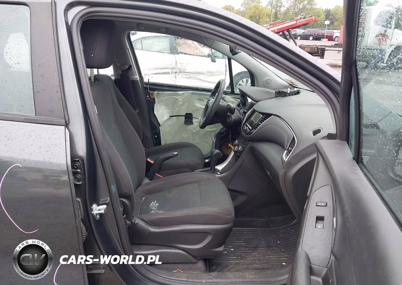 2019 Chevrolet Trax Ls VIN:3GNCJKSB9KL314599 - 5