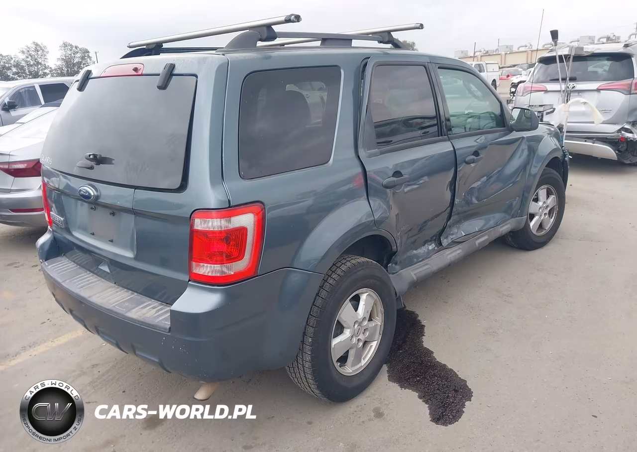 2012 Ford Escape Xlt VIN:1FMCU0D77CKC08468 - 4