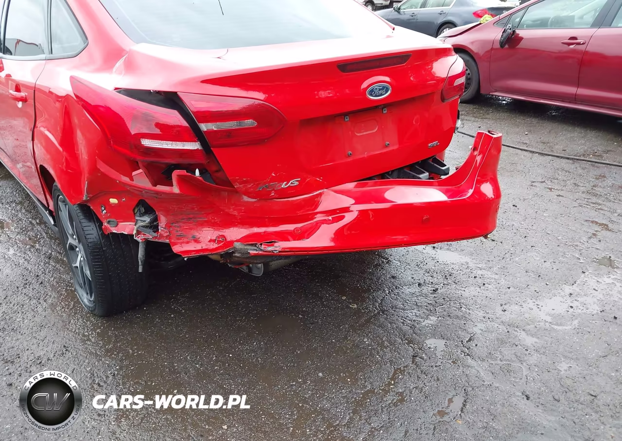 2017 Ford Focus Sel VIN:1FADP3H26HL225592 - 6
