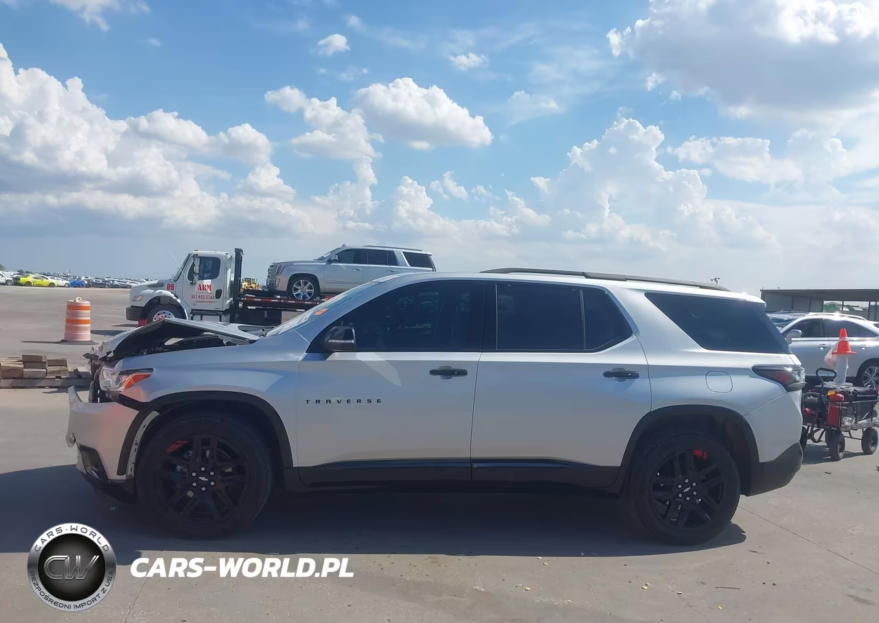2021 Chevrolet Traverse Premier VIN:1GNERKKW0MJ263153 - 14