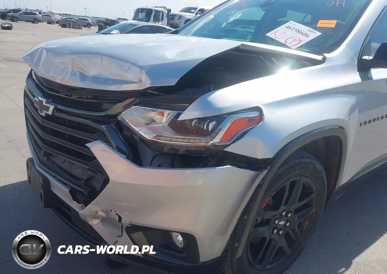 2021 Chevrolet Traverse Premier VIN:1GNERKKW0MJ263153 - 18