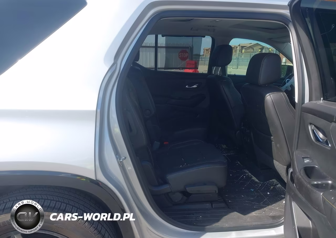 2021 Chevrolet Traverse Premier VIN:1GNERKKW0MJ263153 - 8