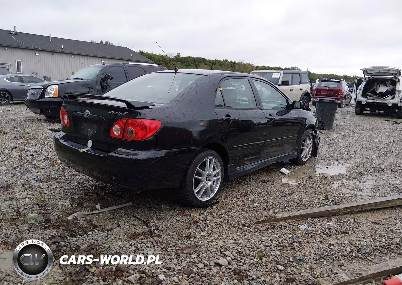 2007 Toyota Corolla S VIN:1NXBR32E67Z847483 - 4