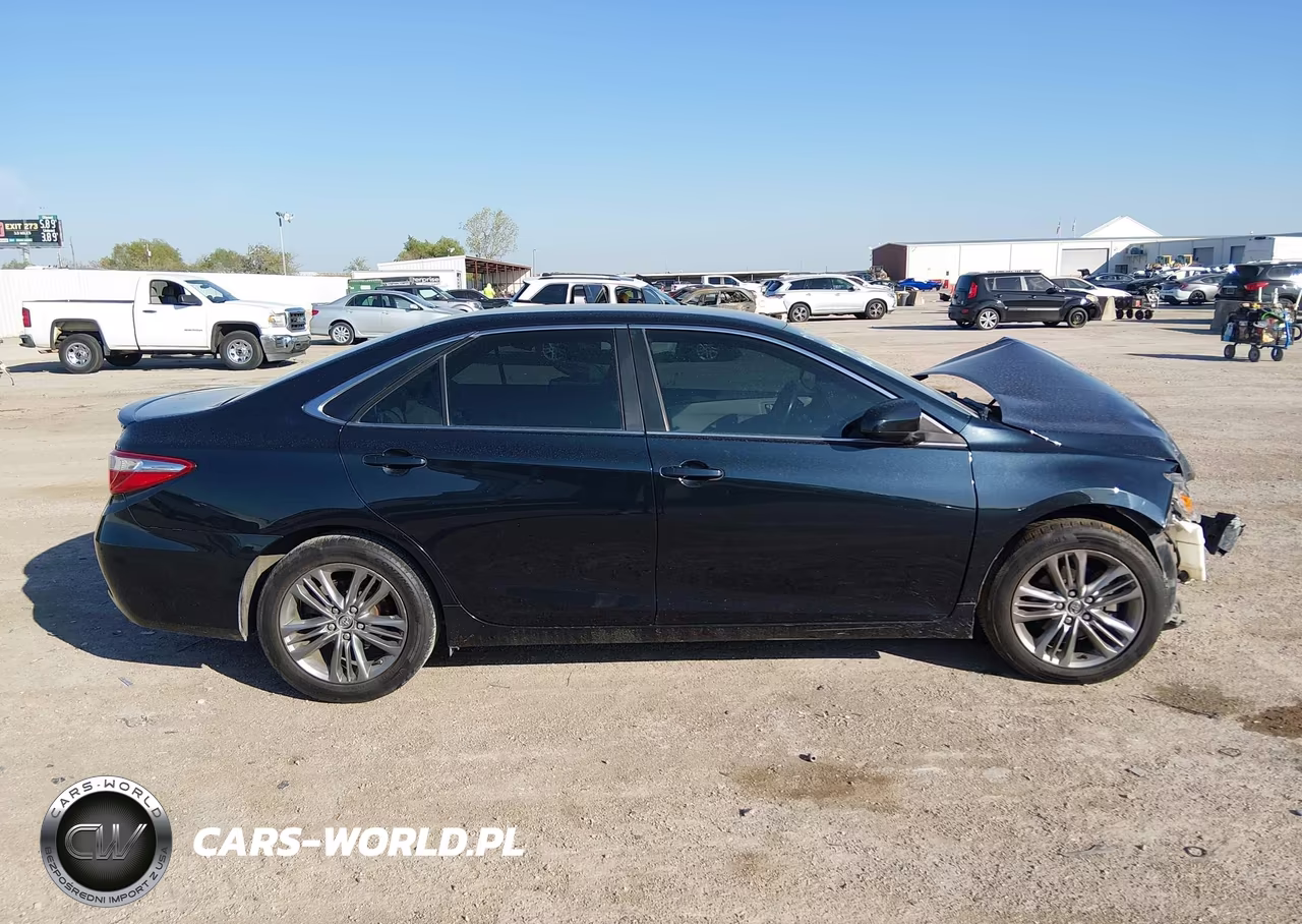 2016 Toyota Camry Se VIN:4T1BF1FK3GU128687 - 14