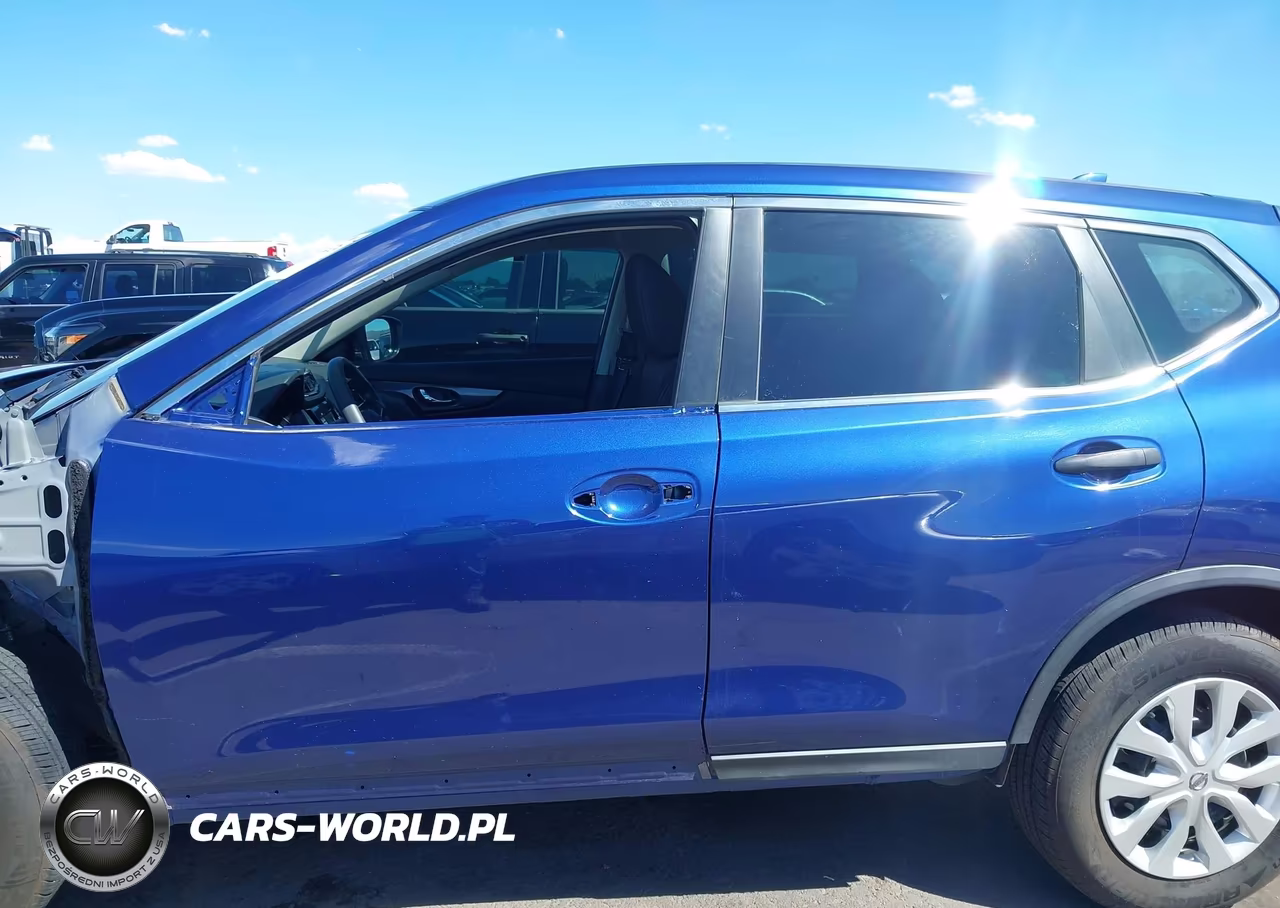 2018 Nissan Rogue S VIN:KNMAT2MTXJP622836 - 15