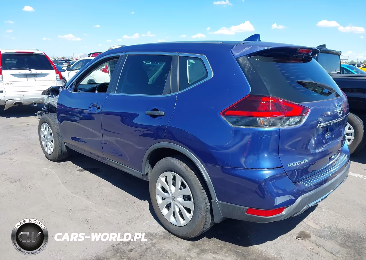 2018 Nissan Rogue S VIN:KNMAT2MTXJP622836 - 3