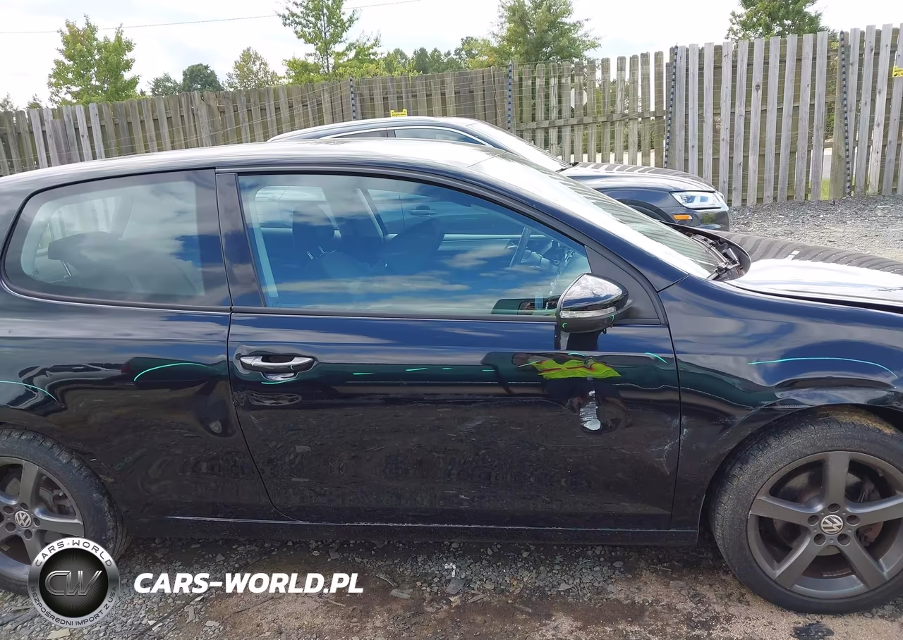 2010 Volkswagen Golf 2-Door VIN:WVWBA7AJ7AW216805 - 13