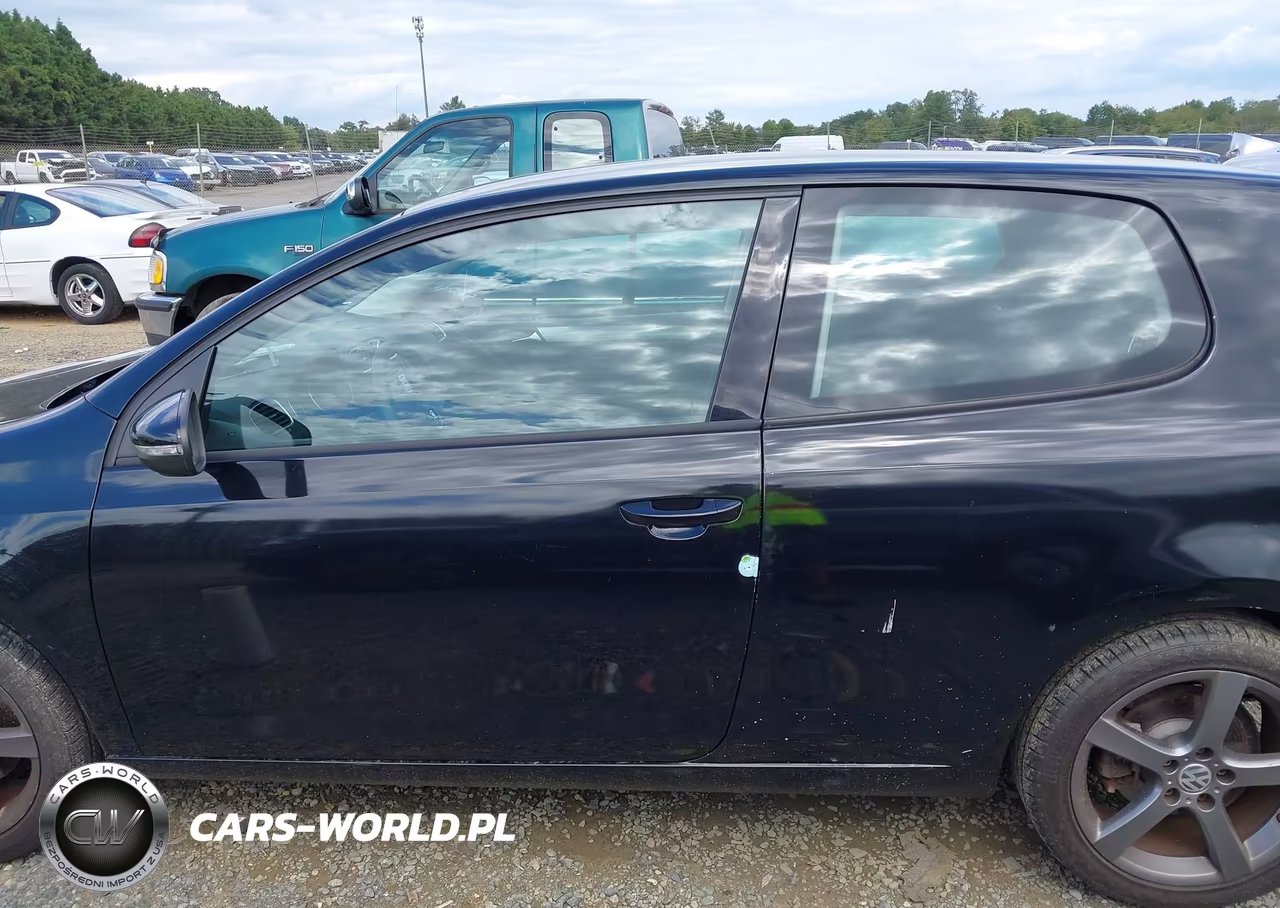 2010 Volkswagen Golf 2-Door VIN:WVWBA7AJ7AW216805 - 14