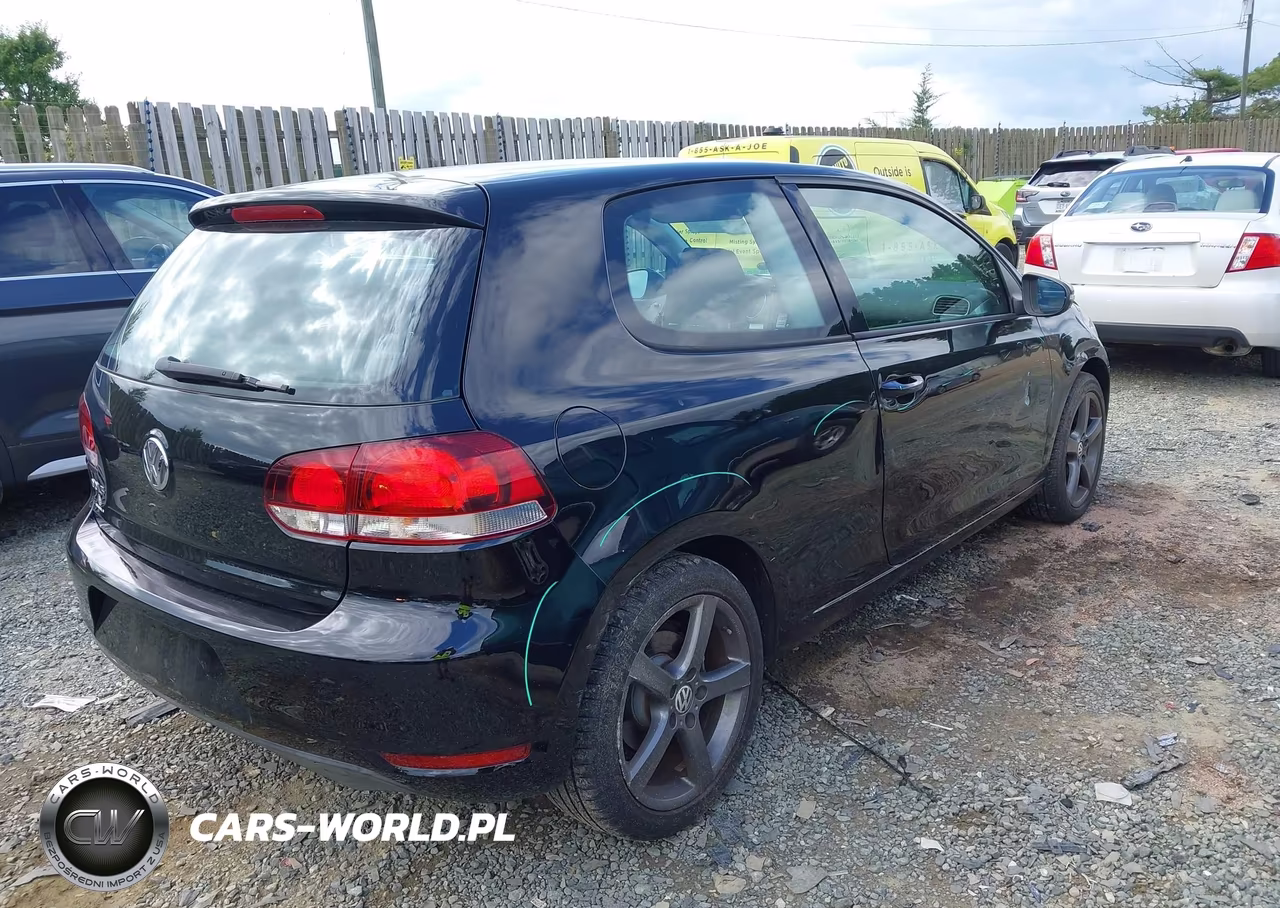 2010 Volkswagen Golf 2-Door VIN:WVWBA7AJ7AW216805 - 4