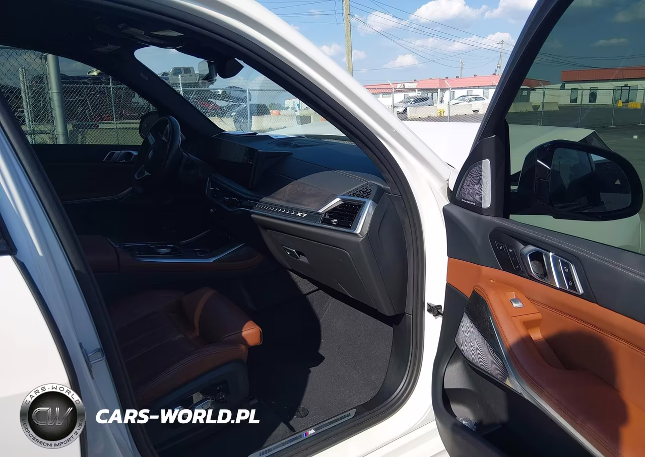 2024 BMW X7 xDrive40I VIN:5UX23EM08R9V46012 - 5
