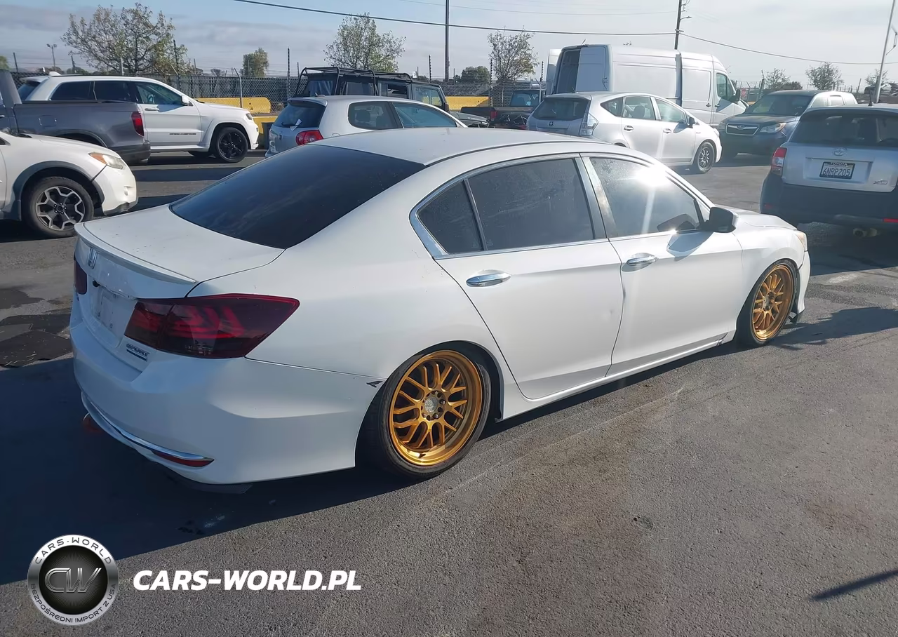 2017 Honda Accord Lx VIN:1HGCR2F33HA002655 - 4