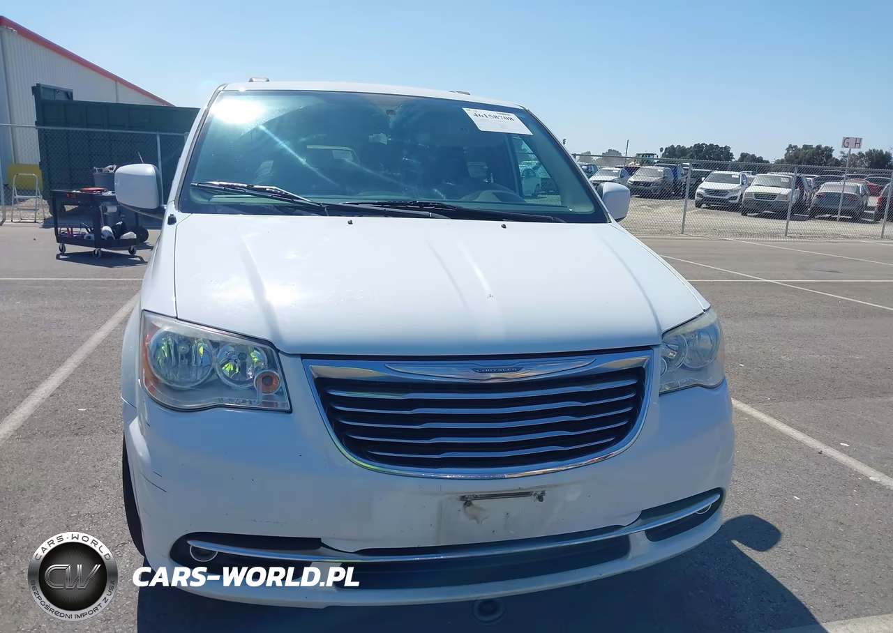 2016 Chrysler Town & Country Touring VIN:2C4RC1BGXGR141222 - 12