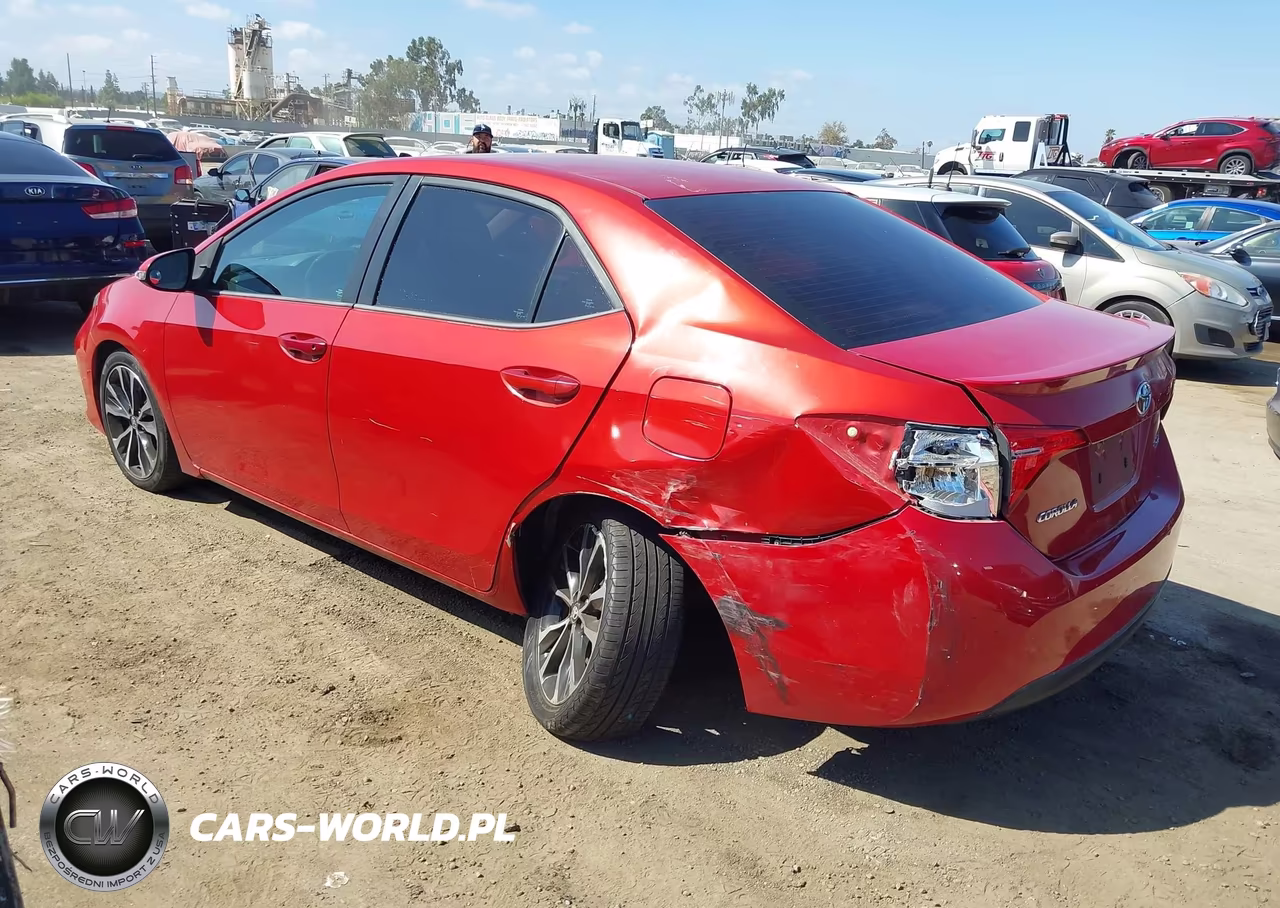 2017 Toyota Corolla Se VIN:5YFBURHE1HP641869 - 3