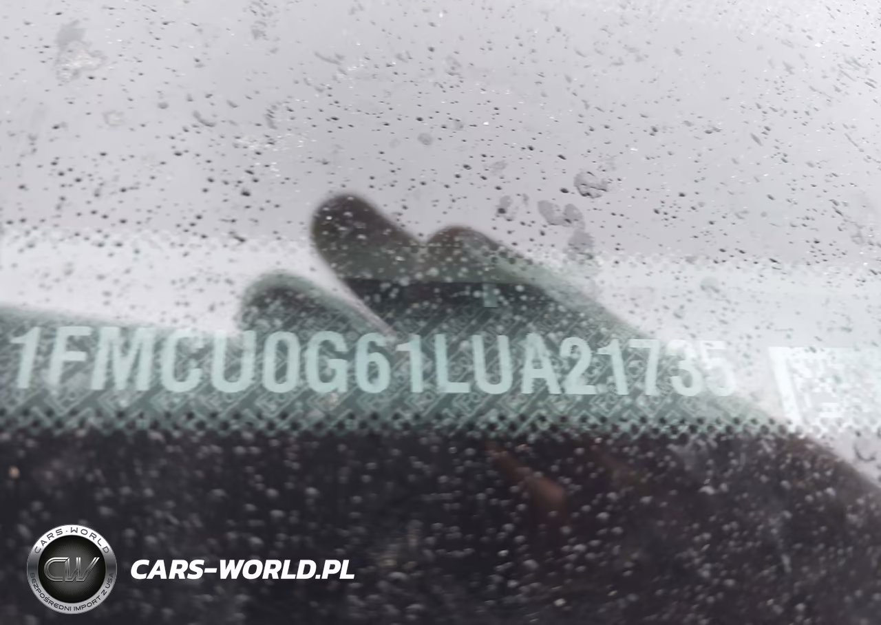 2020 Ford Escape Se VIN:1FMCU0G61LUA21735 - 9