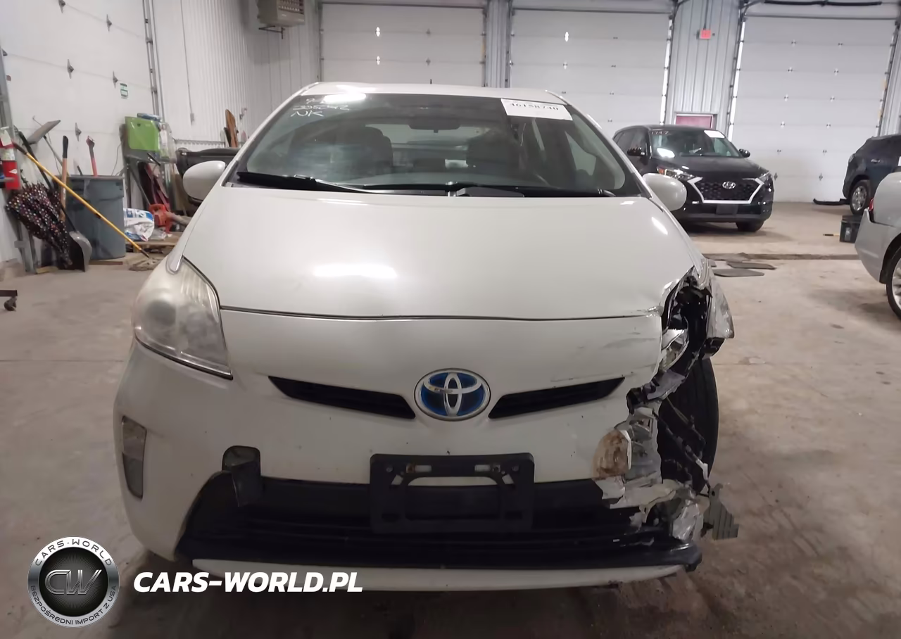2013 Toyota Prius Two VIN:JTDKN3DU7D5591848 - 12