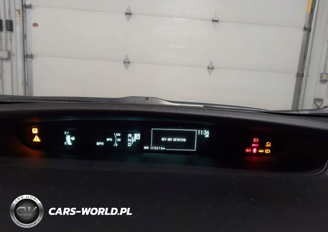 2013 Toyota Prius Two VIN:JTDKN3DU7D5591848 - 7