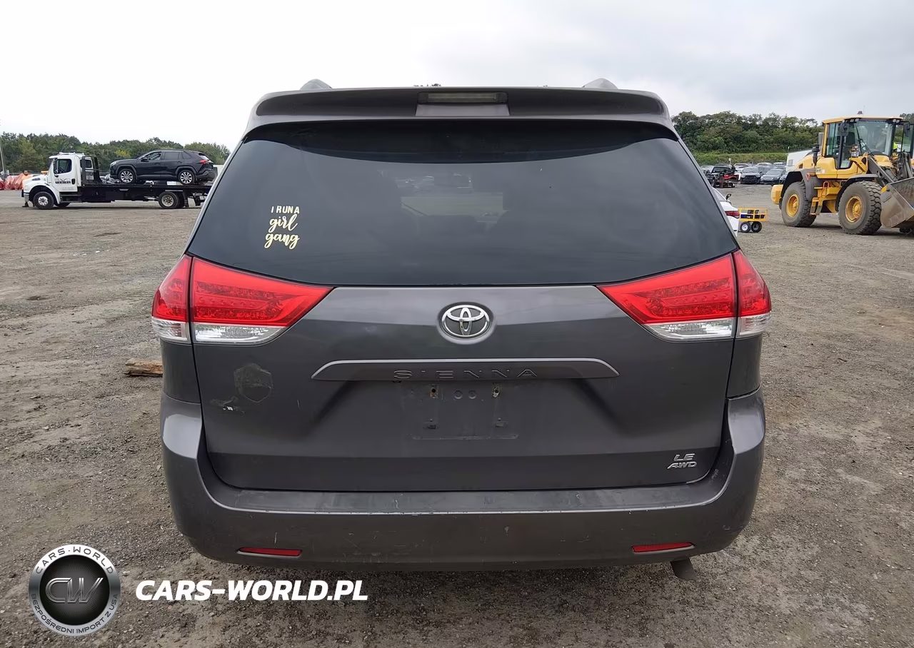2013 Toyota Sienna Le 7 Passenger VIN:5TDJK3DC3DS051662 - 16