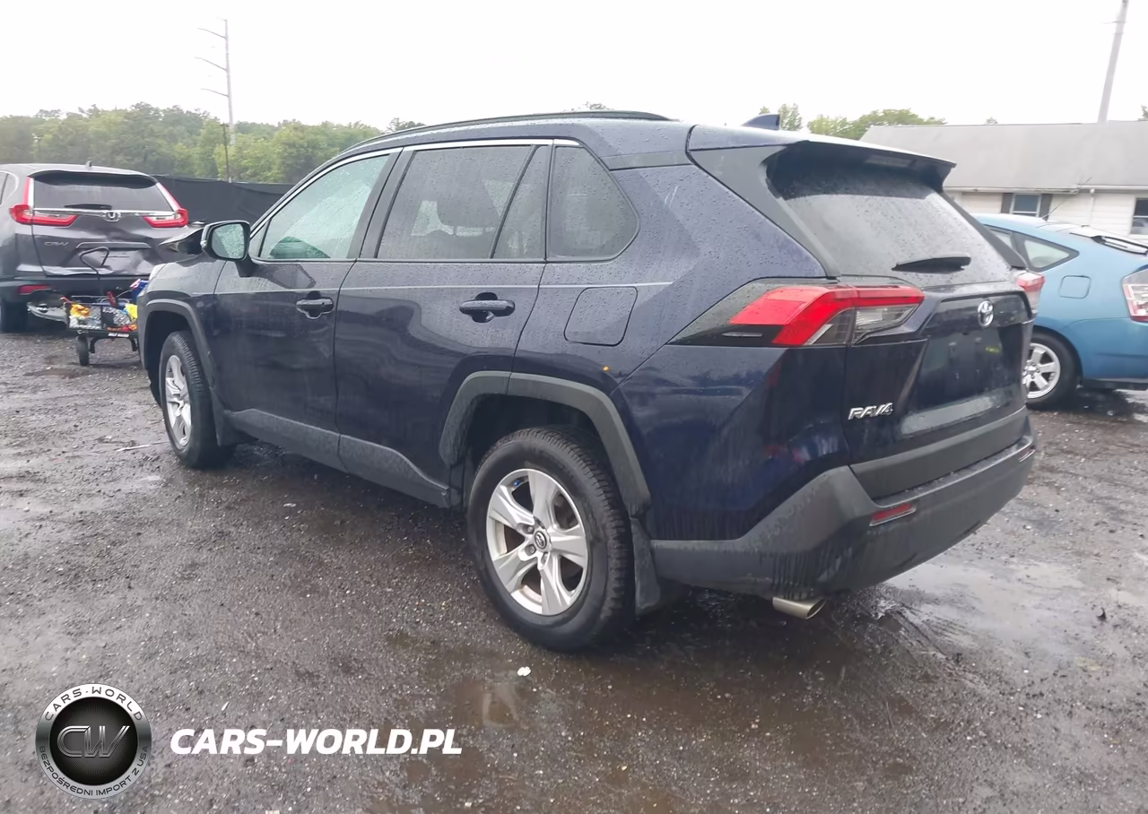 2020 Toyota Rav4 Xle VIN:2T3P1RFV7LW118954 - 3